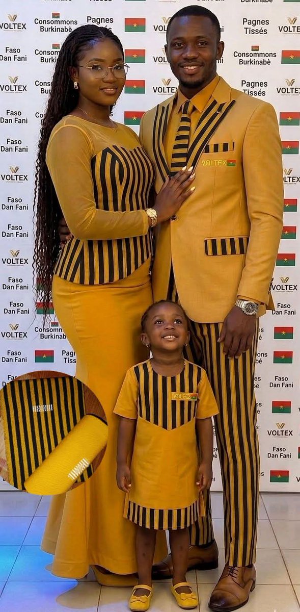 Consommons_Burk's tweet image. sᴏʏᴇᴢ ғɪᴇʀ ᴅᴇ ᴄᴇ ǫᴜᴇ ᴠᴏᴜs ᴘᴏʀᴛᴇᴢ 🇧🇫
#Fasodanfani , #tradition  et #modernité ʀᴇ́ᴜɴɪᴇs 
#Wathsapp : wa.me/c/22678233485
#FasoDanFani #MadeInBurkina #ModeAfricaine #LuxeAfricain  #StyleAfricain #AfricanFashion #AuthenticStyle #FashionAfrique #ChicAfricain
