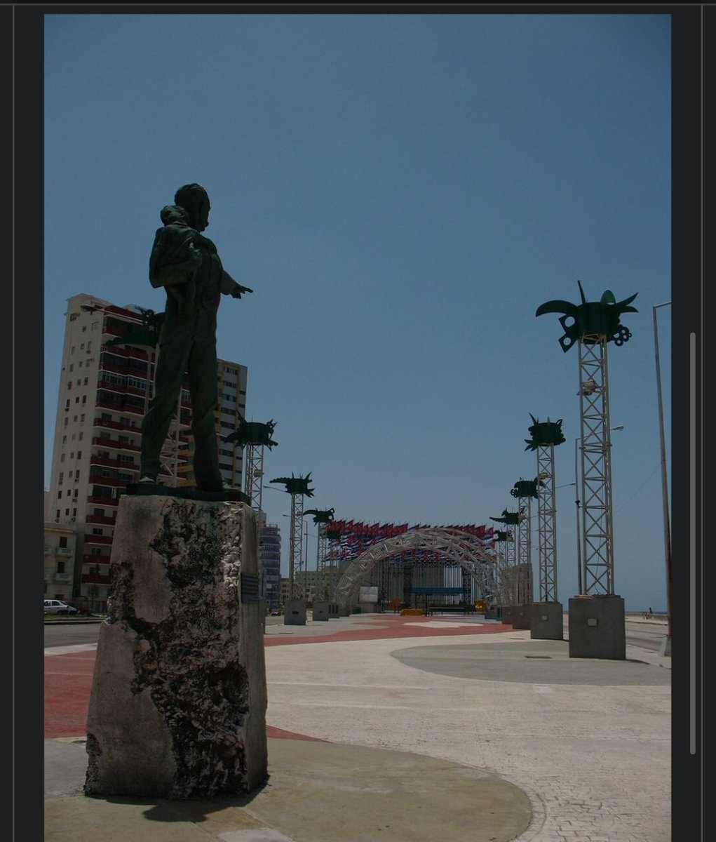 Un día como hoy es inaugurada por nuestro líder histórico Fidel Castro Ruz la tribuna antimperialista "José Martí", plaza donde se ha evidenciado en múltiples actos la gallardía y fervor revolucionario de nuestro pueblo# Cuba #JuntosPodemosMás
