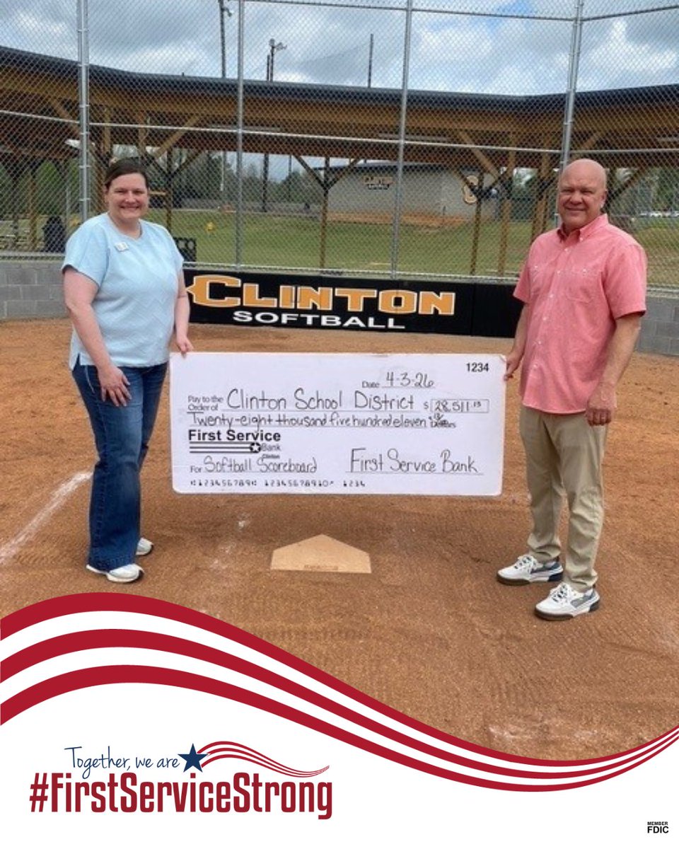 FirstServiceBnk's tweet photo. Today our Clinton team was honored to sponsor a new scoreboard for the Clinton High School softball team! 🥎

We’re grateful for the opportunity to continue investing into the community that means so much to us. ❤️🤍💙

#FSBClinton #FirstServiceStrong https://t.co/JbWlYGEMEI