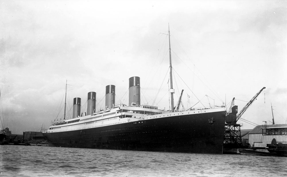 MeriaRmsTitanic's tweet image. #Titanic is moored at the berth 44 in #Southampton Harbour. In five days time, she will set sail on her Maiden Voyage to New York.
#Titanic2026 #Titanic114 #TitanicTimeline #TitanicAnniversary #RMSTitanic