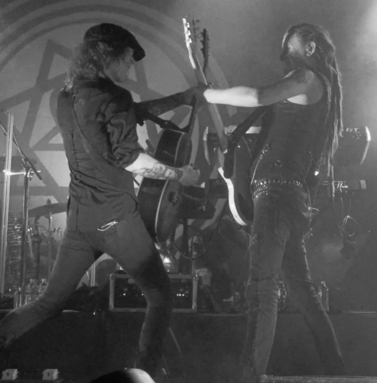 VV Updates tweet media