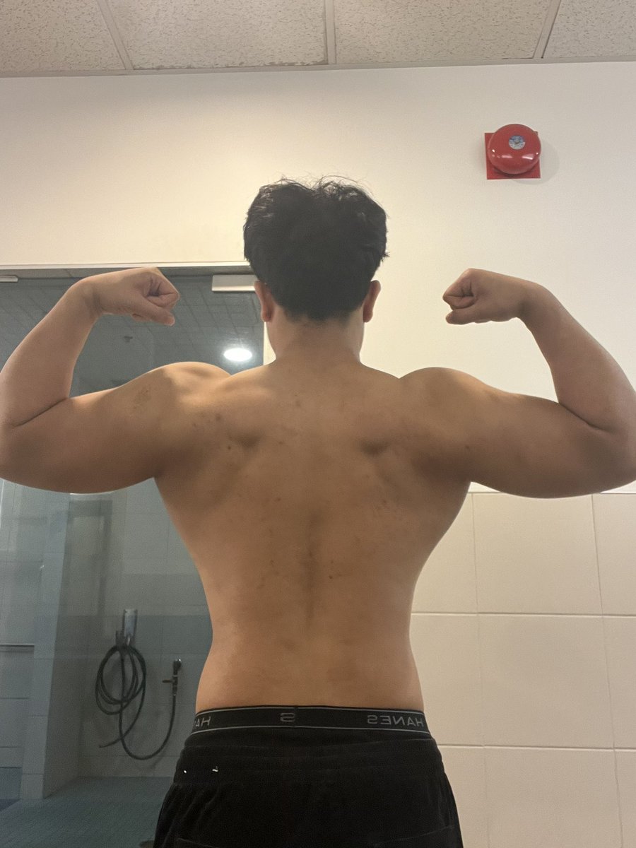 Take this for #FlexFriday ;3