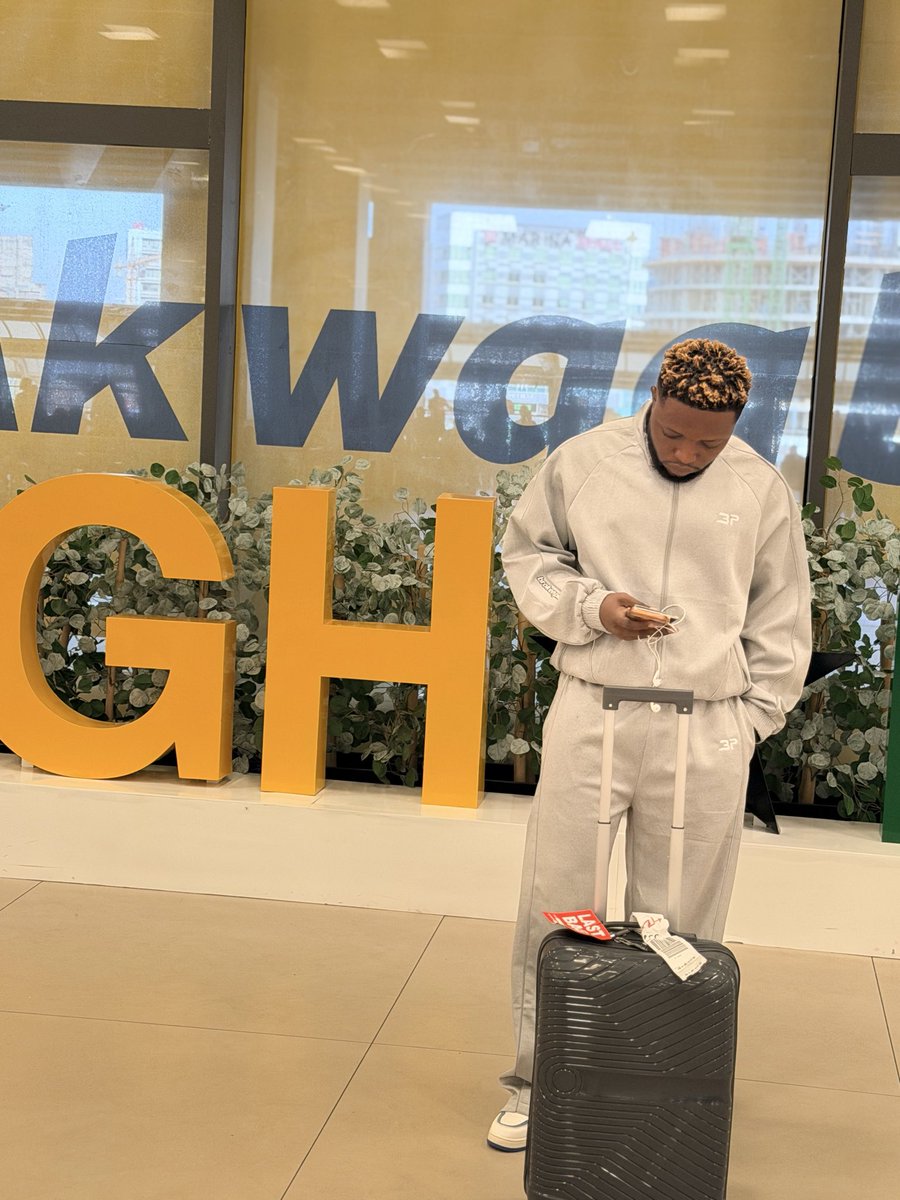 Kaptain Jeff tweet media