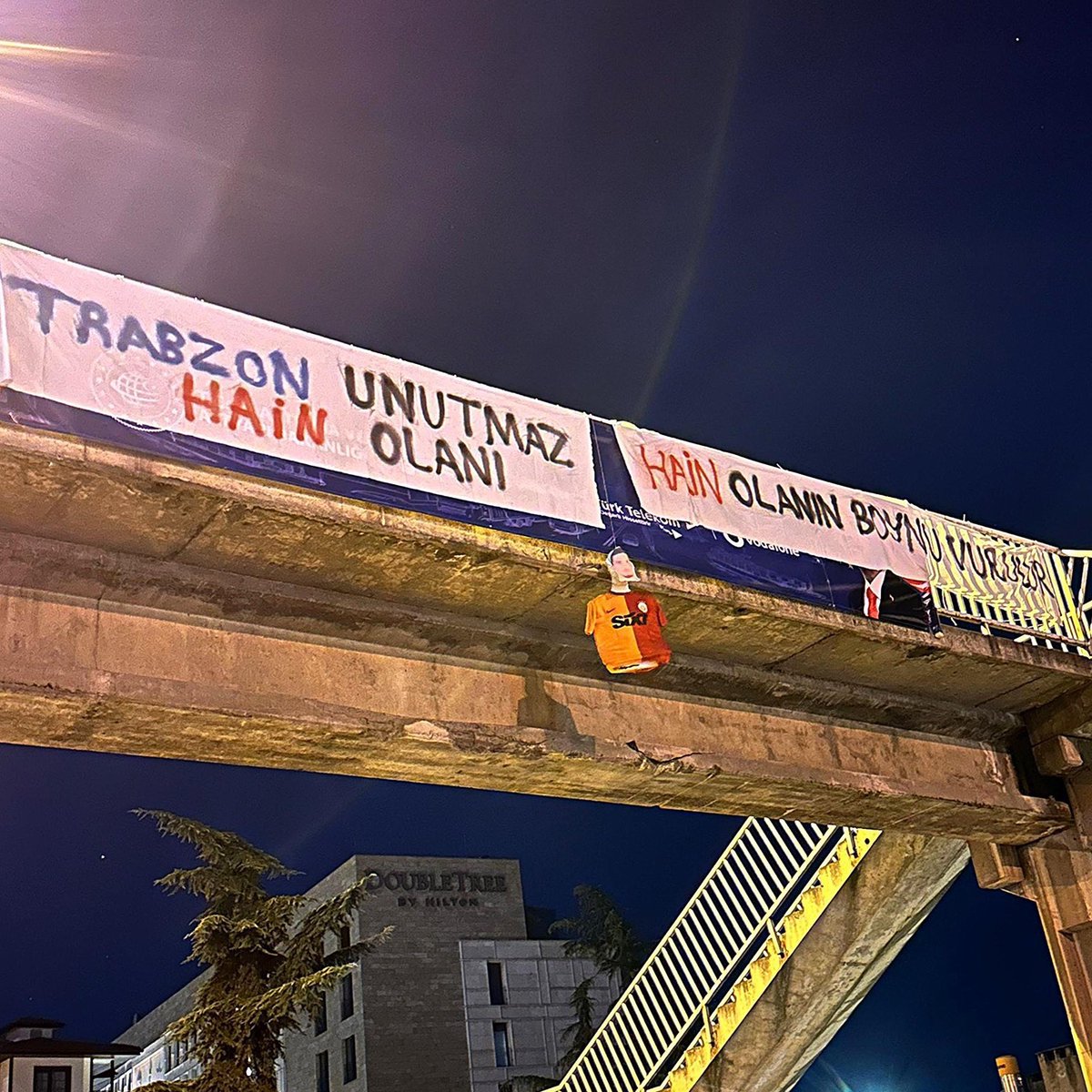 Boşuna Tıklama tweet media