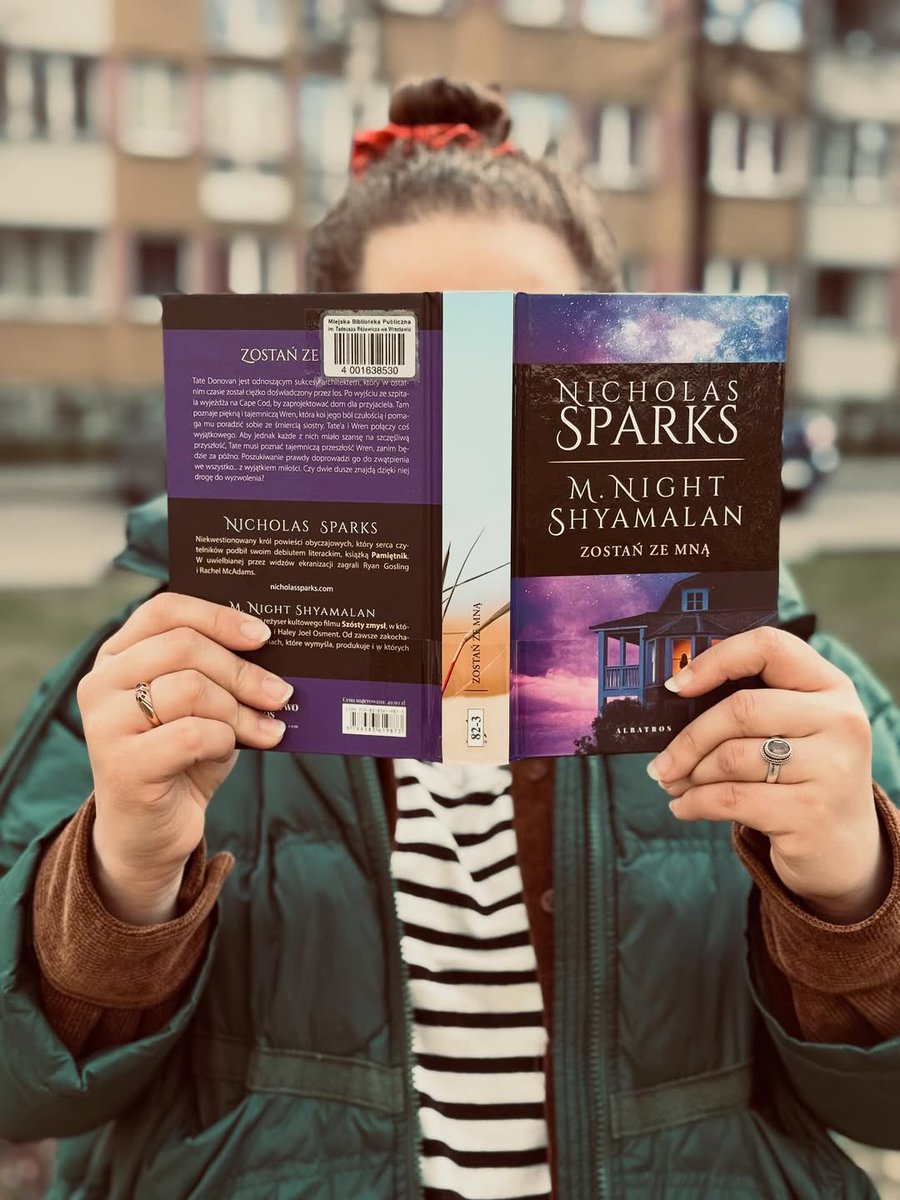 NicholasSparks's tweet image. It’s amazing to see #REMAIN embraced by readers around the world. We can’t wait for you to see our story brought to screen next year by the visionary M. Night Shyamalan!

📷: biblioteka_wieczysta_wroclaw (IG)