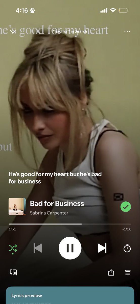 pao is so in love 🩷 tweet media