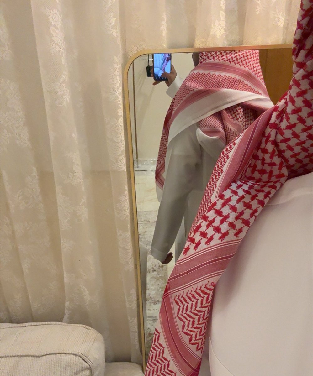 4e7uh's tweet photo. الجمعة في أربع صور https://t.co/okxCnQYu3R