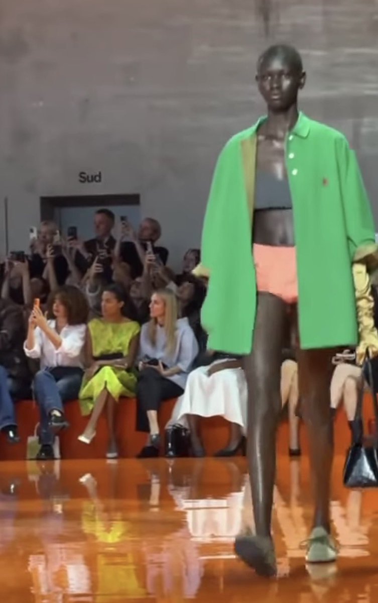 Alaska_DEV tweet media