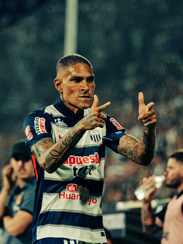 🇵🇪 EL DEPREDADOR 🎯⚽