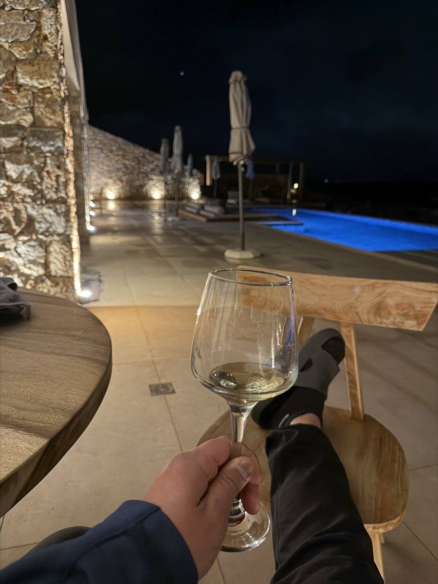 Kingloui tweet media