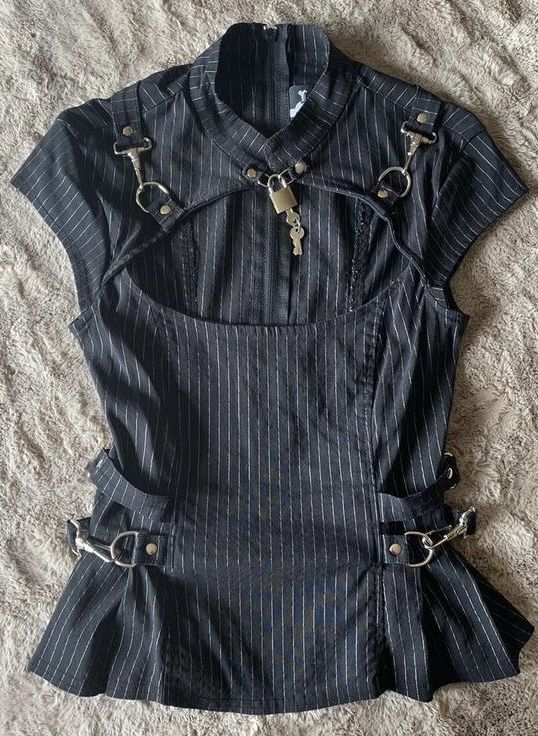 mae 🚬 tweet media