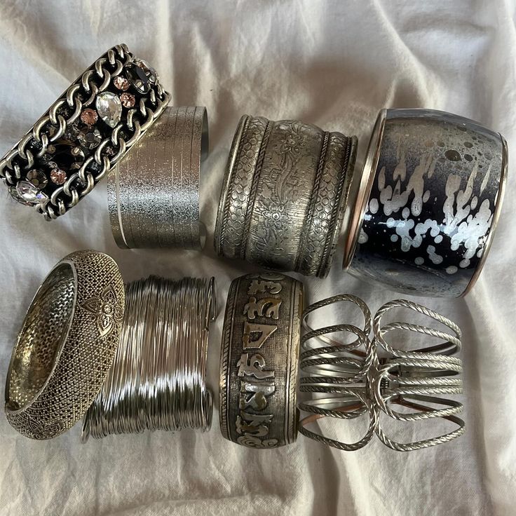 mae 🚬 tweet media