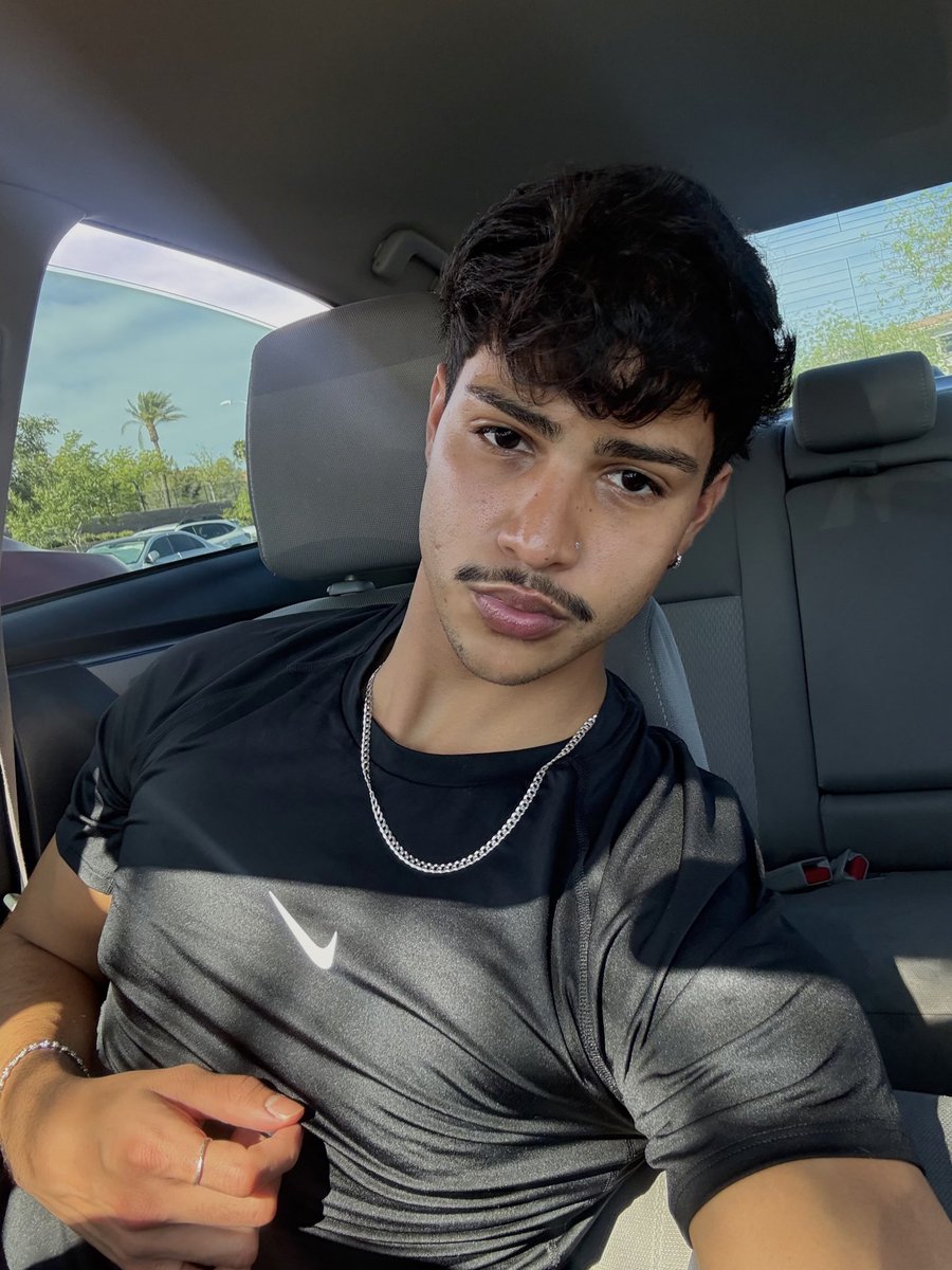 diego tweet media