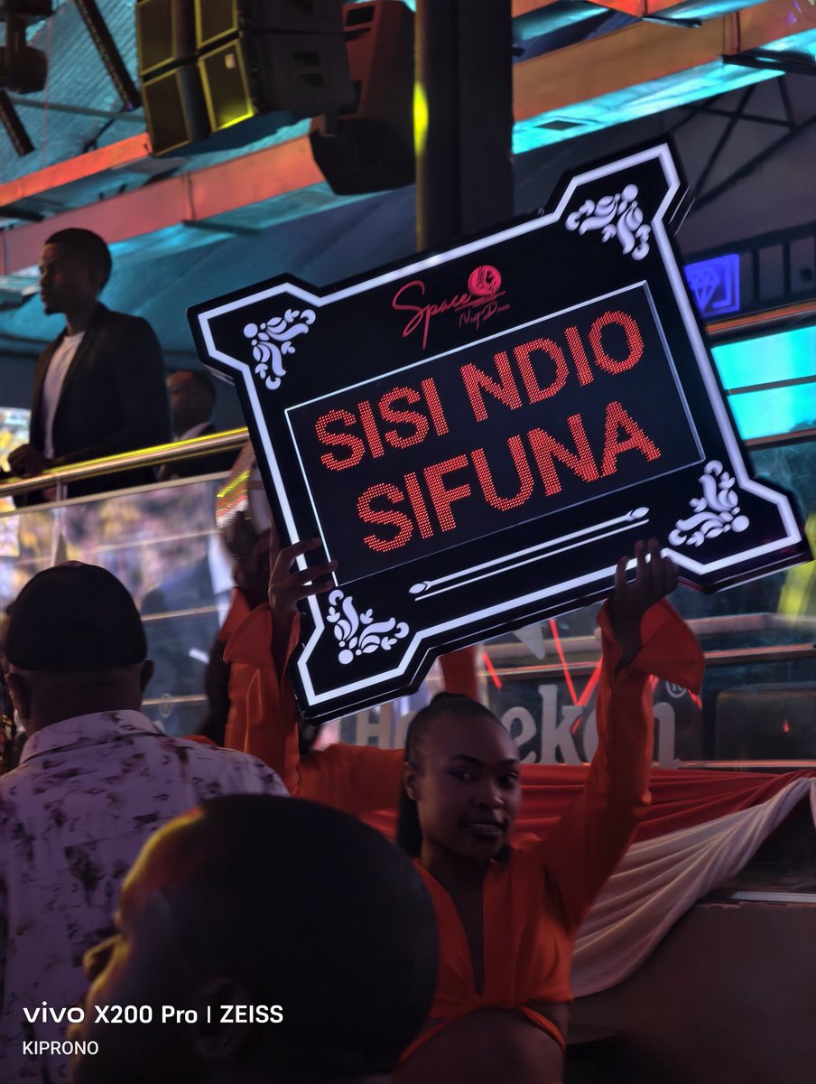 Onorpik's tweet photo. FOR THE CULTURE!
Ukiitisha unawaambia "Sisi Ndio Sifuna"
Happy Easter to you all. https://t.co/dzQ0UN0Mfc
