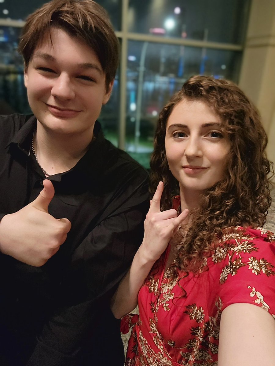 Crimsonne tweet media