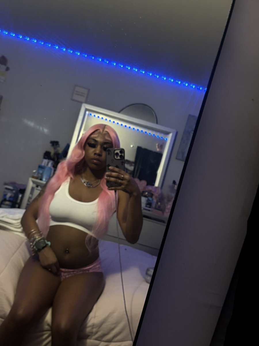 chy’na starchelle 🦂 tweet media