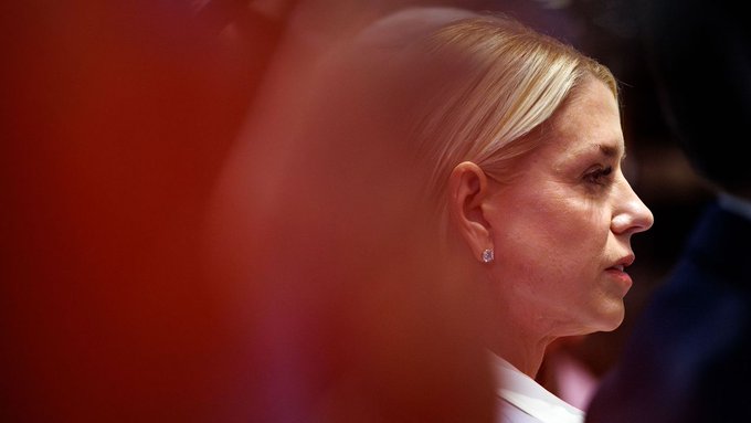 Mike Young tweet media