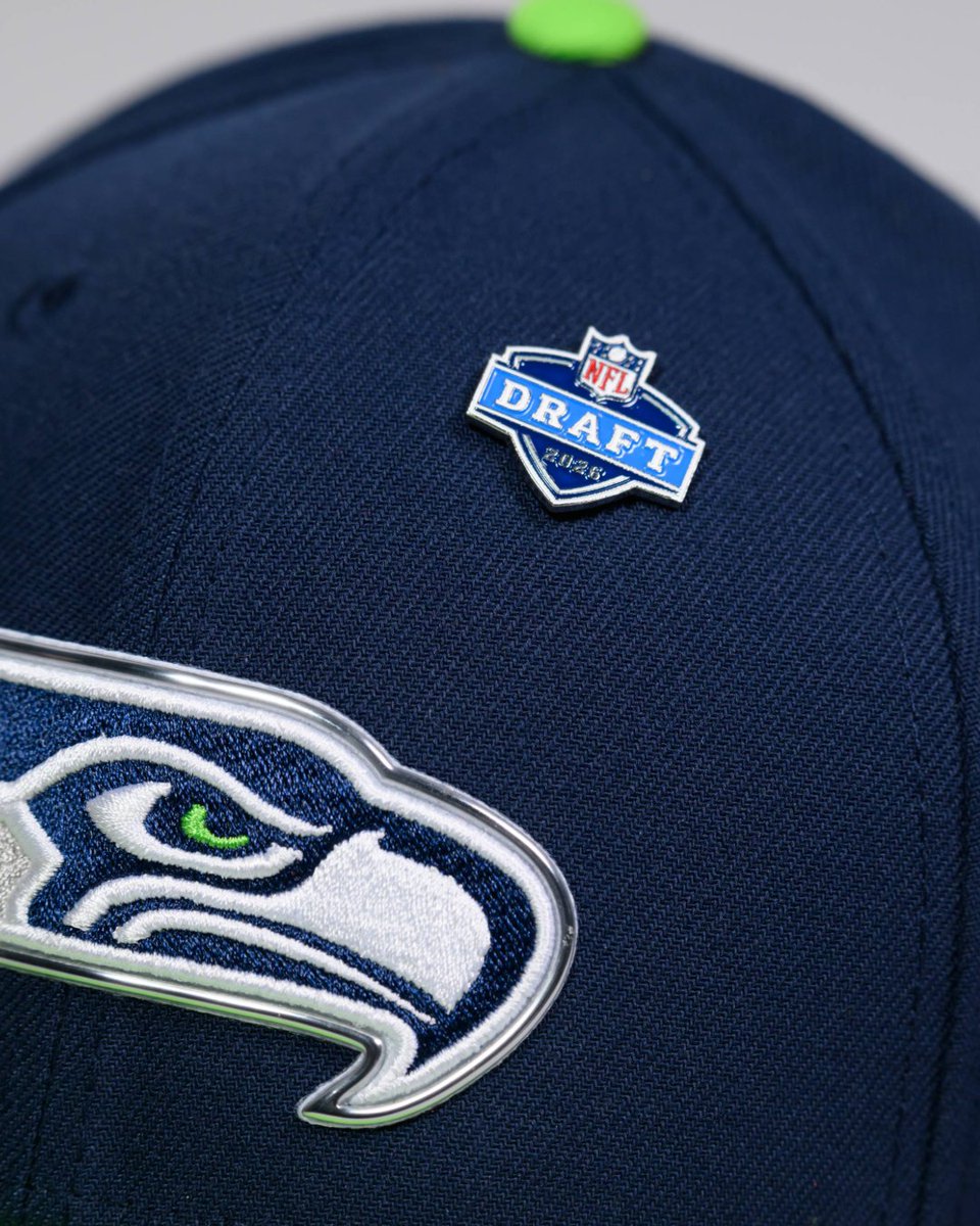 Seahawks Pro Shop tweet media