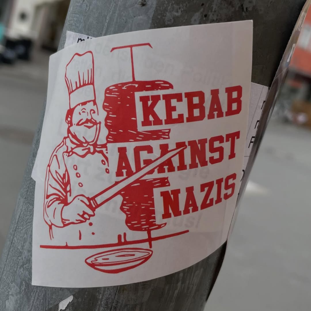 Antifa_Ultras tweet media