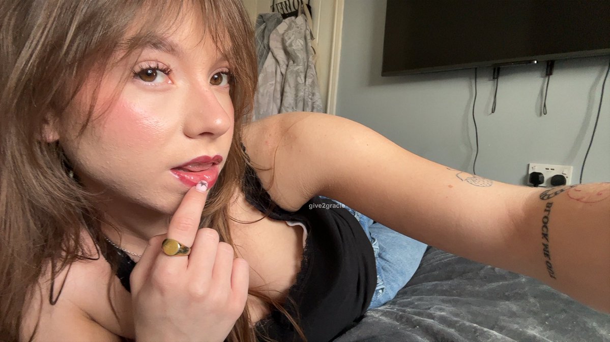 princess gracie tweet media