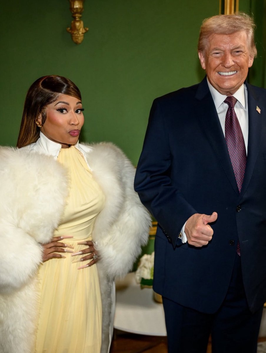 𝘽𝘼𝙍𝘽 𝙒𝙍𝙄𝙏𝙀𝙍 🖊️ tweet media