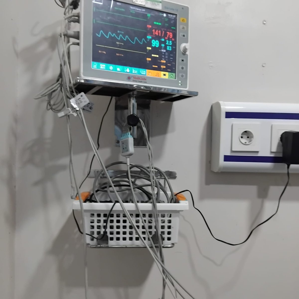 TwinklyBun #VGen open🐰🥕 tweet media