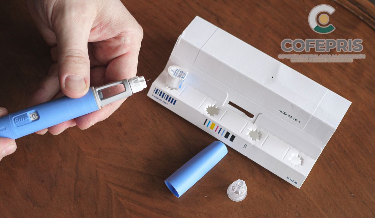 Cachoperiodista's tweet photo. #LoMásVisto | ¡Tu salud no es un juego! 🏥⚠️ La COFEPRIS ha lanzado una alerta sobre la circulación de lotes falsificados de Ozempic.

Más detalles aquí: https://t.co/EZwuaEuLSS https://t.co/vTXzAZxOAr