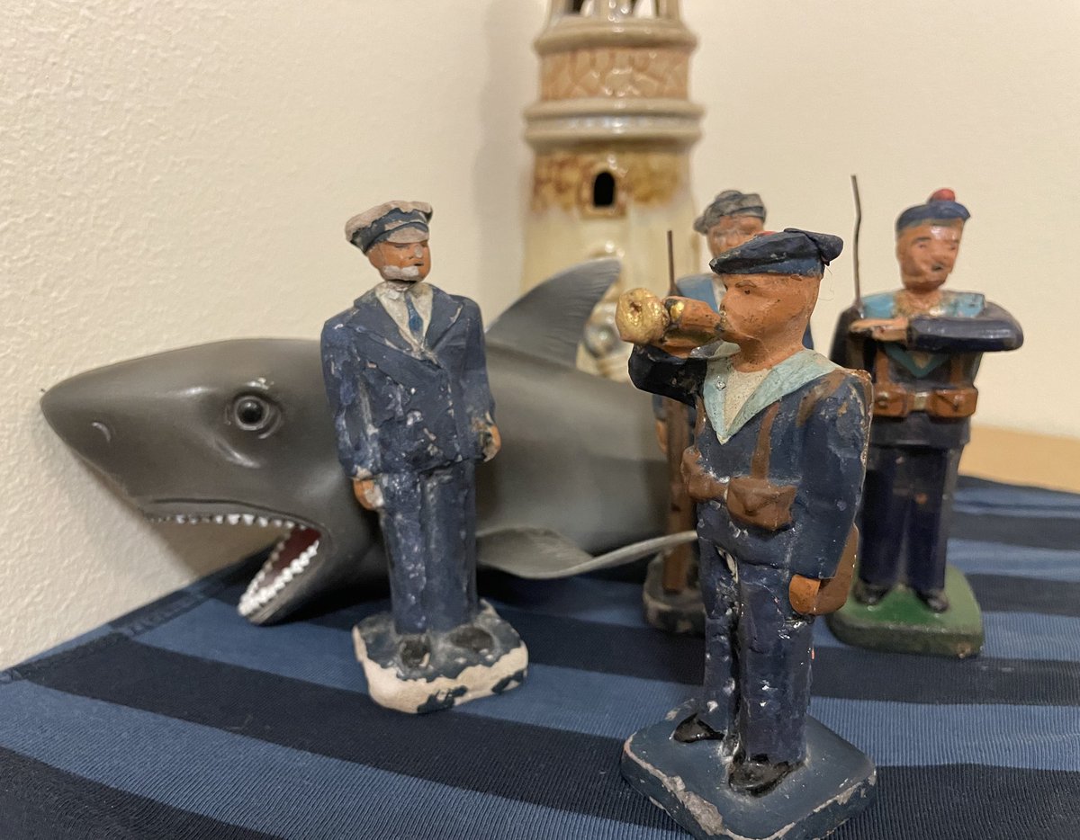 Vintage French JRD Marines – 1930s–40s Composition Soldier Set 🇫🇷⚓️🌊🐟🐳🧜‍♂️
A characterful set of JRD composition soldiers from the 1930s–40s.
soldatini.eu/2026/04/vintag…
#eusoldatini, #France, #FrenchNavy, #JRD, #lighthouse, #marines, #shark, #WW2