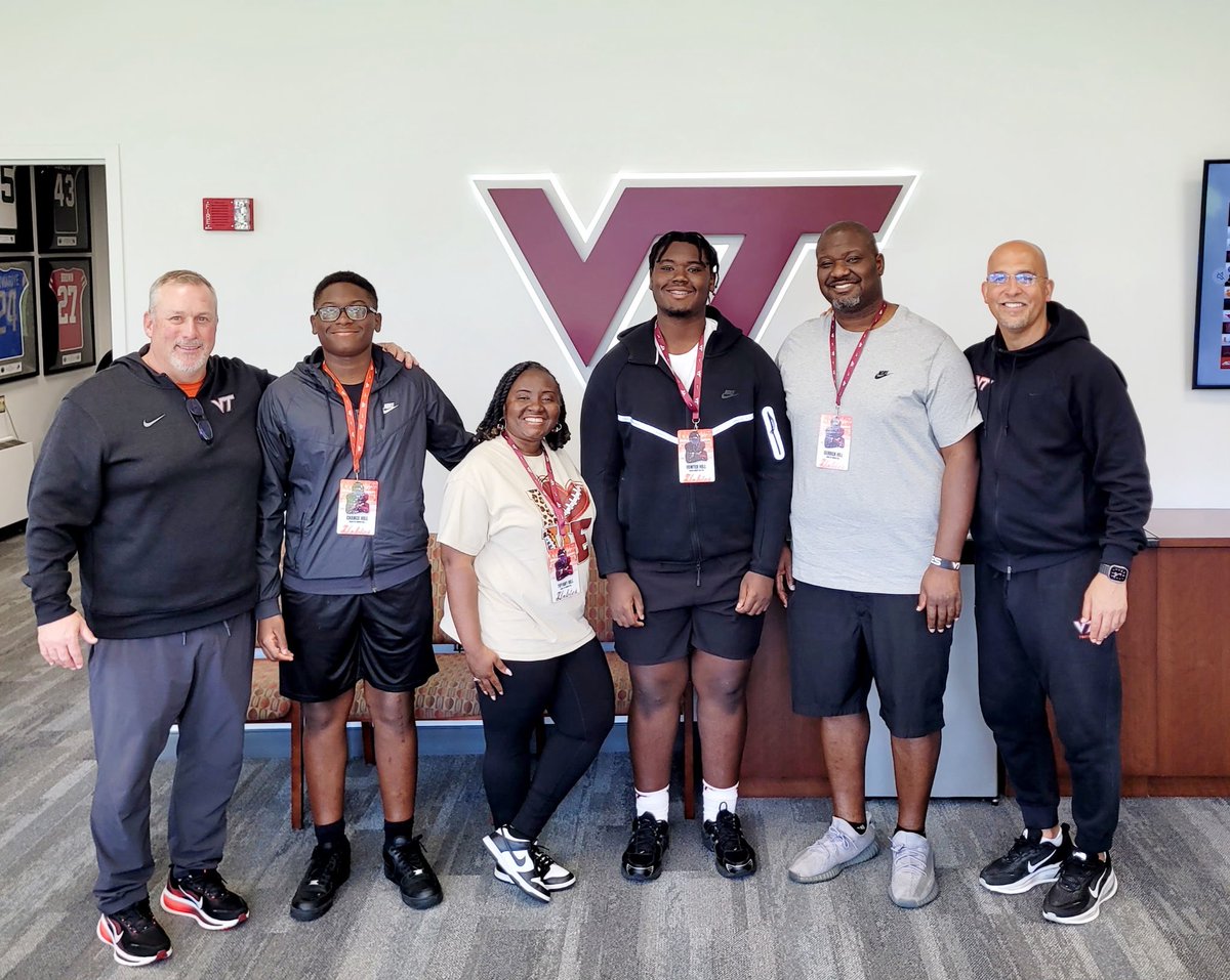 Hunter Hill tweet media