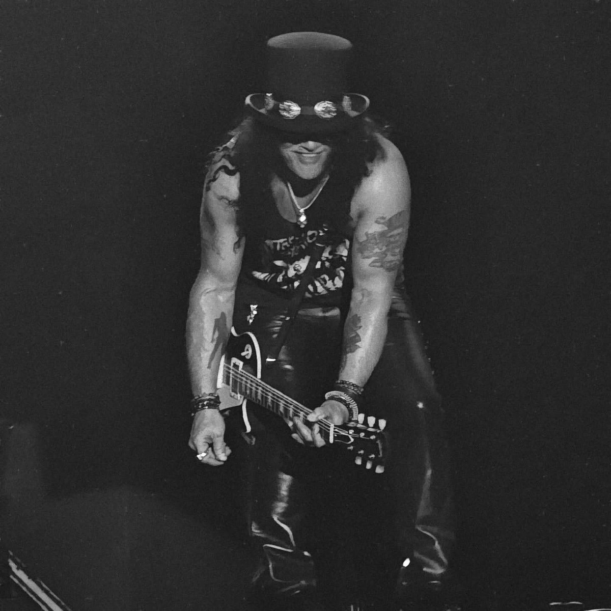 All About Slash tweet media