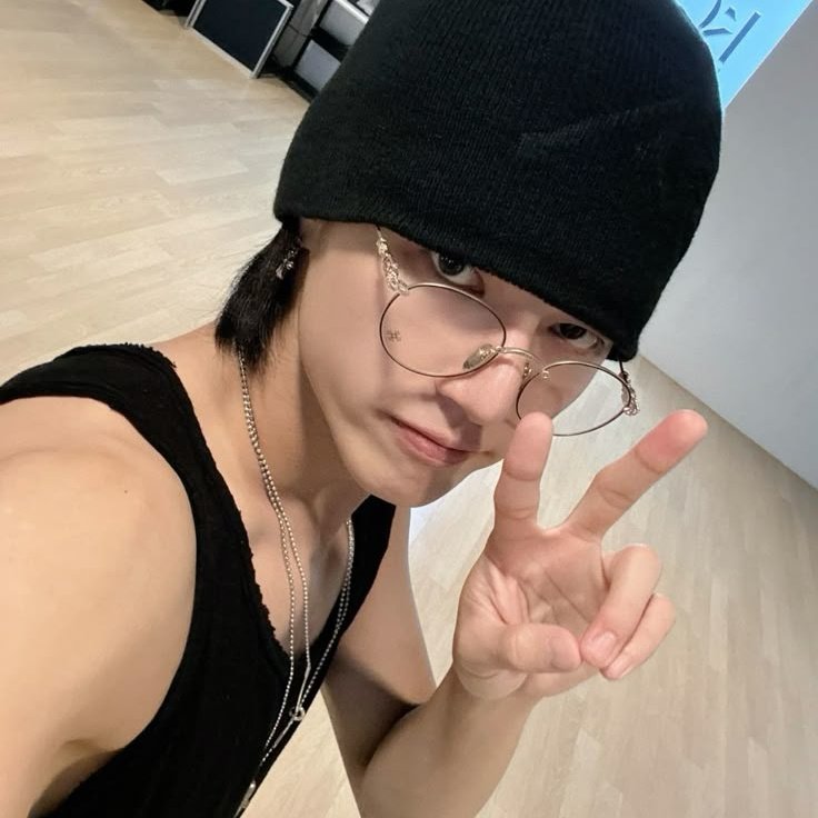 woora| 춤CHOOM tweet media