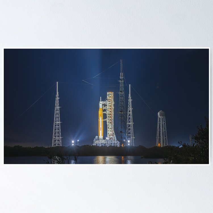 JFrankleKSC's tweet image. SLS at night from south of the pad.

Get my art printed on awesome products. Support me at Redbubble #RBandME:  redbubble.com/i/poster/Artem… #findyourthing #redbubble