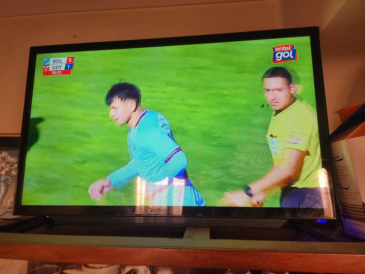 Futbol de Bolivia tweet media