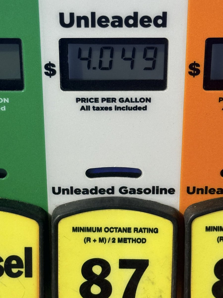 Embarrassed Nole tweet media