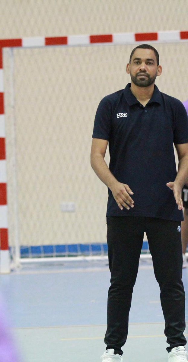 نادي عبري tweet media