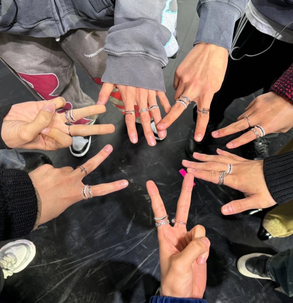 🧸̽̈ tweet media