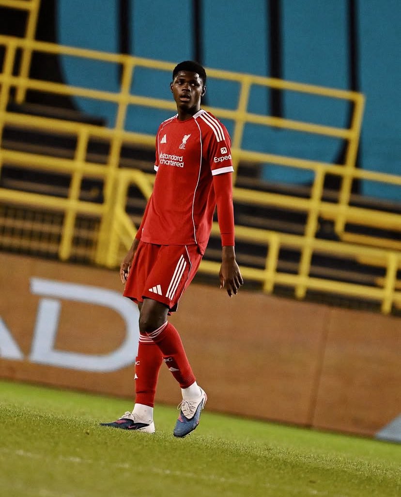 •6🇨🇮 tweet media