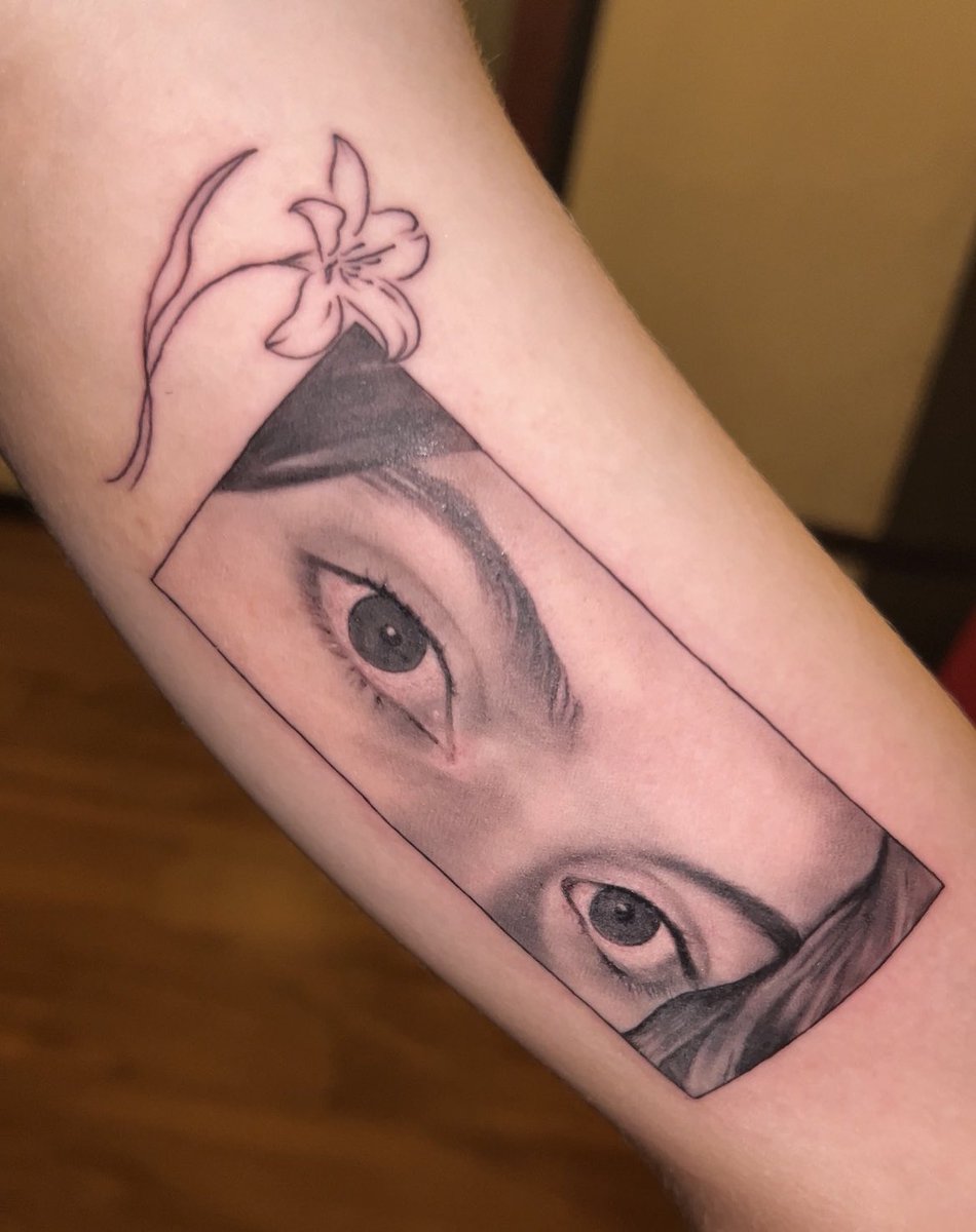 ꒰ྀི১ ໒꒱ིྀ tweet media