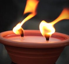 Odnaleziono sprawcę podpalenia papieskiego krzyża w Wielki Piątek, ogień rozproszył skrajnie lewicowy wyborca Donalda Tuska, oto wizerunek: