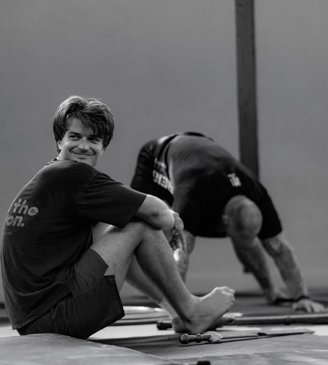 ashley ⊹ . ݁ ⟡ ݁ . tweet media