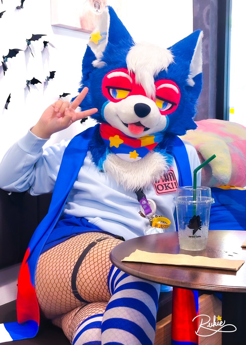 RukieFloof tweet media