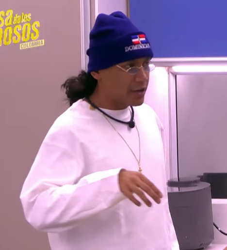 Alan Dommel tweet media