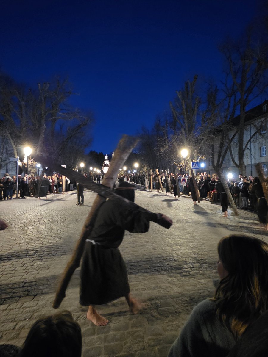 Jesus Gonzalez Laa tweet media