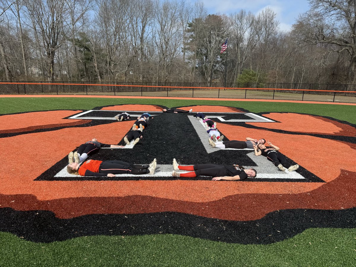 THS_Softball tweet media