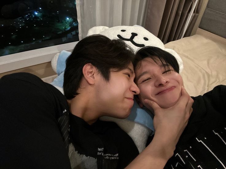 phuwlw's tweet image. jimmyohm you’ll always be precious to me, the bond you guys shared was something so special but i’m just hoping the best for the both of you. may you both be happy and blessed in whatever you do and may the future hold something better and brighter for each of you❤️‍🩹