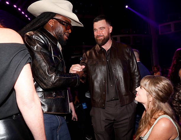 87killat tweet media