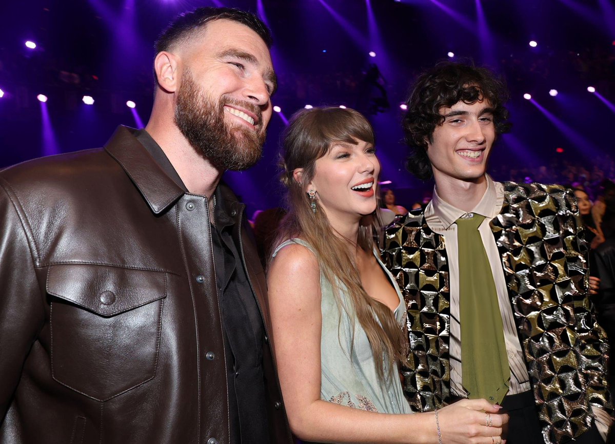 87killat tweet media