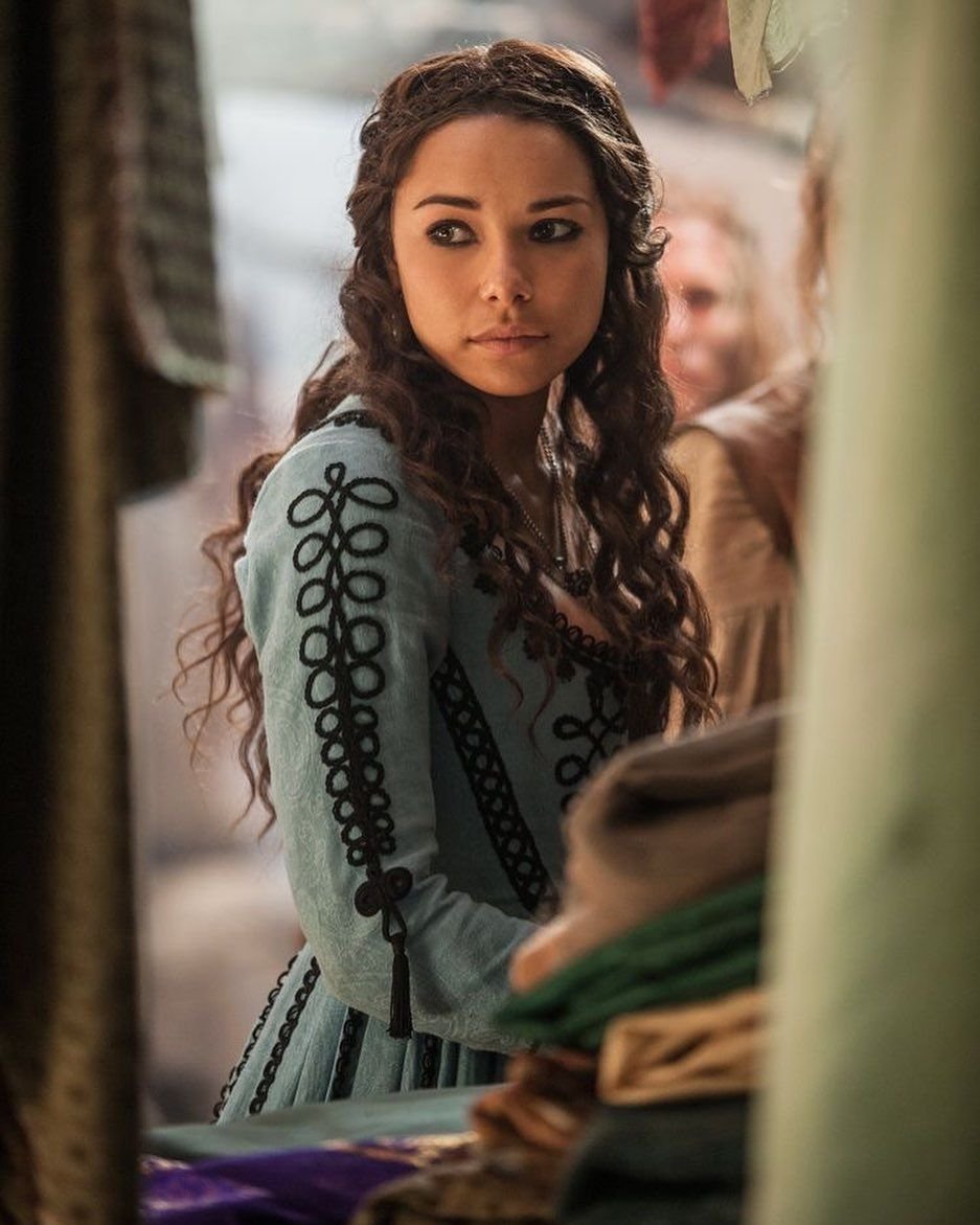 Ронни, это ѓ̴̛̮͉͢р҈̧̤͇͇̀͌̉͝а̸̟̤̉̽̍͢͝ͅн҈̨̛̥̟̩̋͗ж̸. tweet media