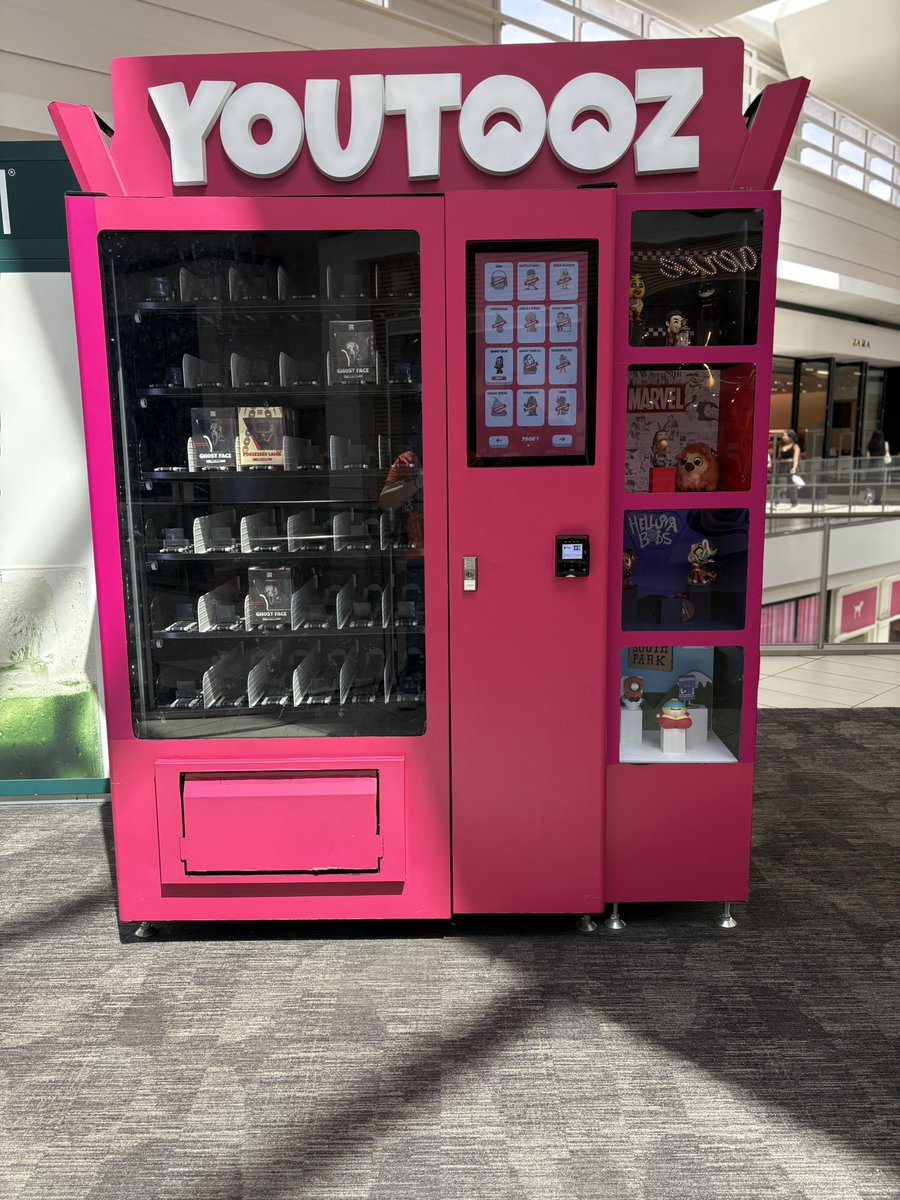 Got this cool Loona figure from the <a href="/youtooz/">youtooz</a> vending machine! ❤️