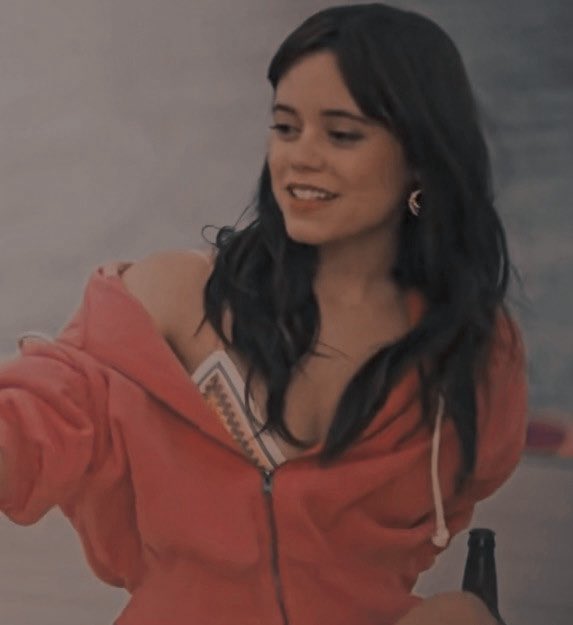 𝑻𝒂𝒓𝒂 𝑪𝒂𝒓𝒑𝒆𝒏𝒕𝒆𝒓 tweet media